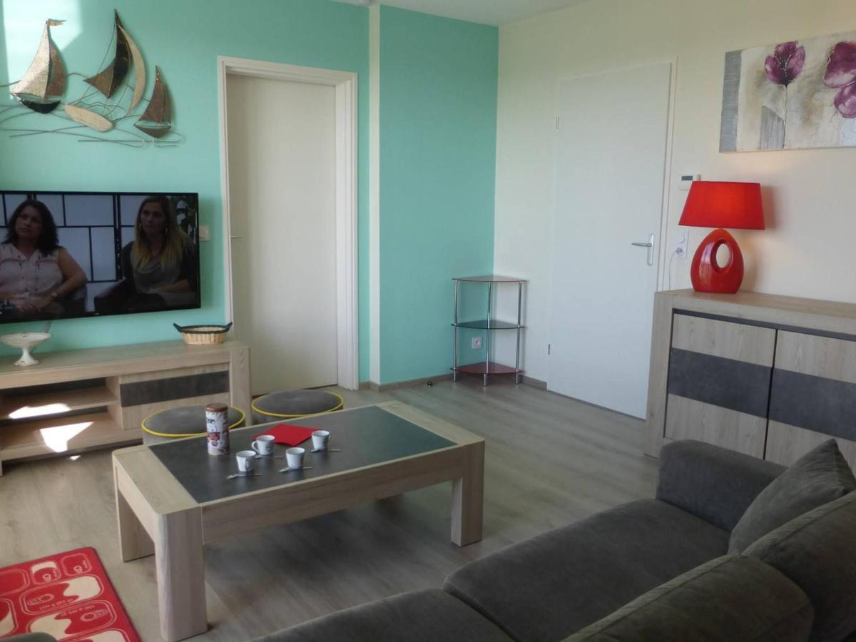 Appartement 2 Pieces Avec Balcon, Parking Et Proche Plage A Saint-Gilles-Croix-De-Vie - Fr-1-224-587 Εξωτερικό φωτογραφία