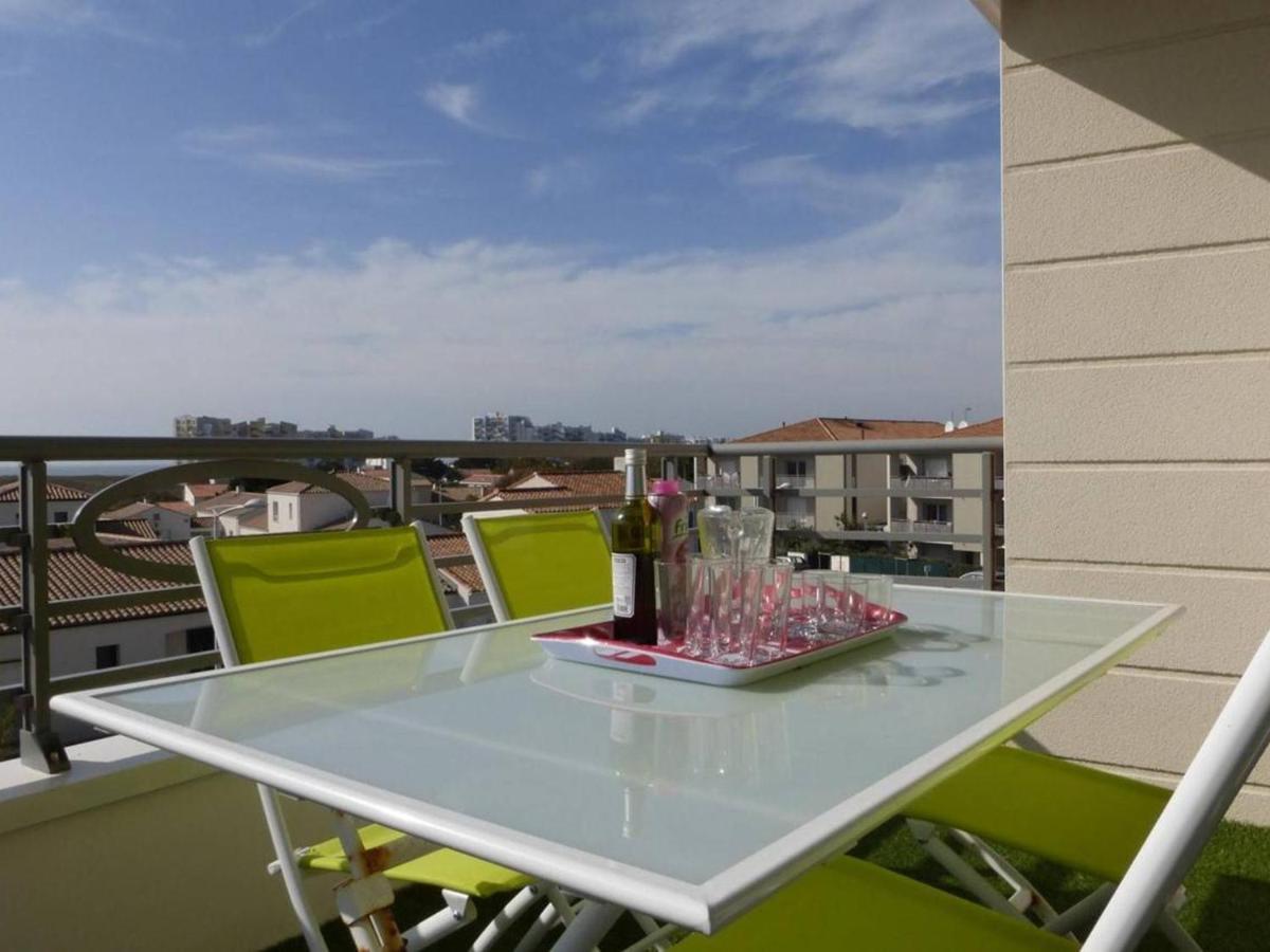 Appartement 2 Pieces Avec Balcon, Parking Et Proche Plage A Saint-Gilles-Croix-De-Vie - Fr-1-224-587 Εξωτερικό φωτογραφία